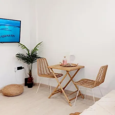 Boho With Patio In Centre And Close To Nerja