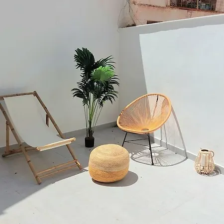 Boho With Patio In Centre And Close To *